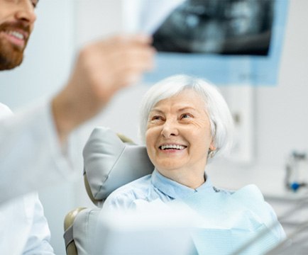 patient looking at dentist 